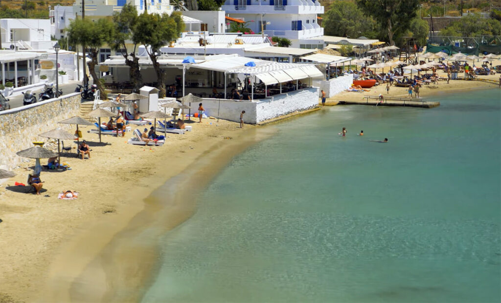 Vari, Syros
